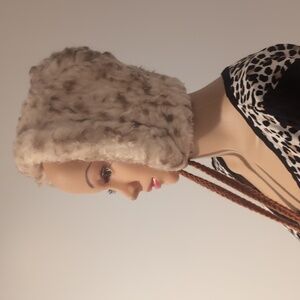 Vintage Alpaca hat with pom pom